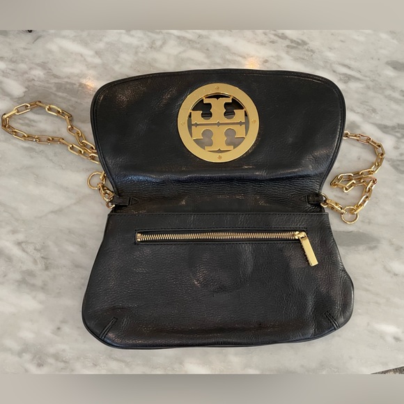 Tory Burch clutch with removable strap - Picture 2 of 6